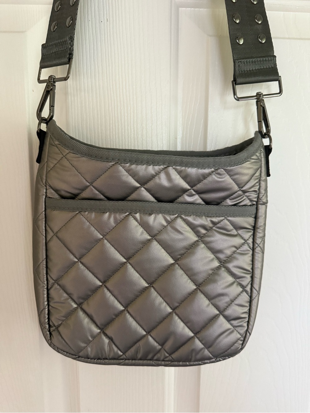 HAUTE SHORE  Quilted Metallic Crossbody